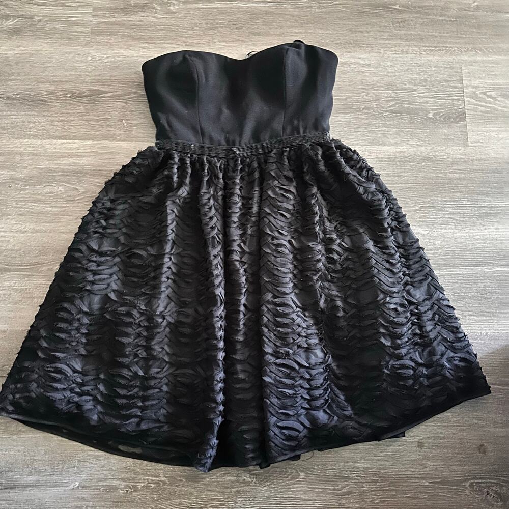 Calvin Klein Dress Formal Prom Black Teacup Strapless Size 4